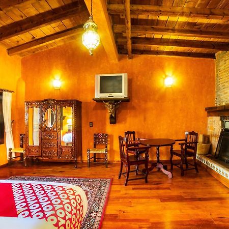Oyo Hotel El Mineral, Tlalpujahua ภายนอก รูปภาพ