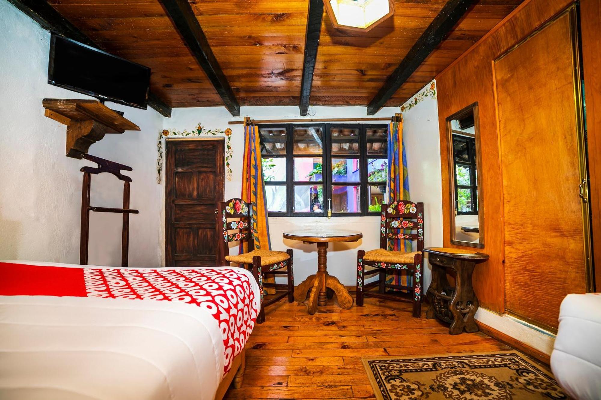 Oyo Hotel El Mineral, Tlalpujahua ภายนอก รูปภาพ